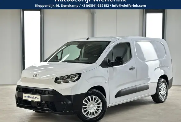 Challenger (L2) 50 kWh 136pk | 3pers. | Laadvloer | 3-fase(11kw) | Multimediascherm groot |