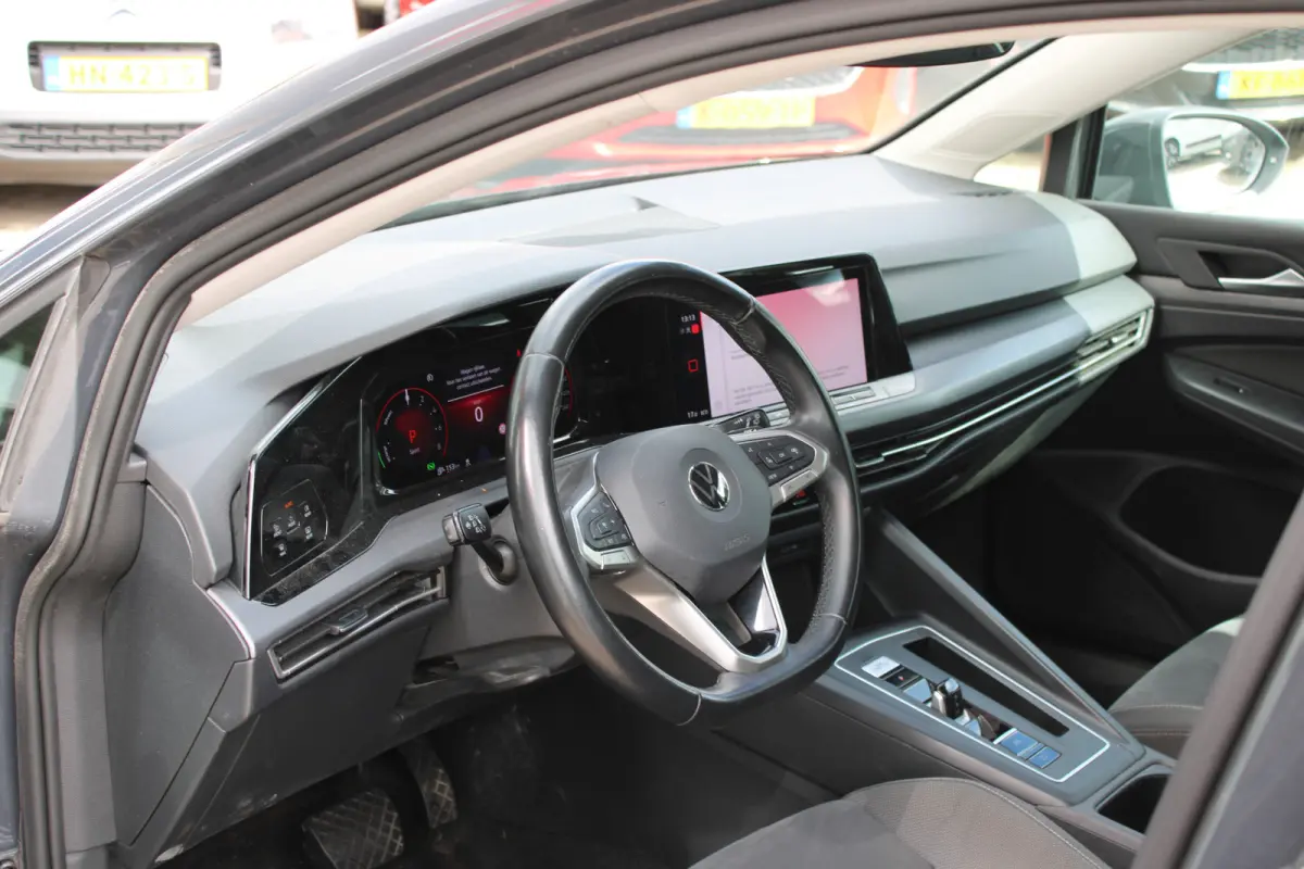 1.4 eHybrid Style//Navi//Carplay//Trekhaak!!