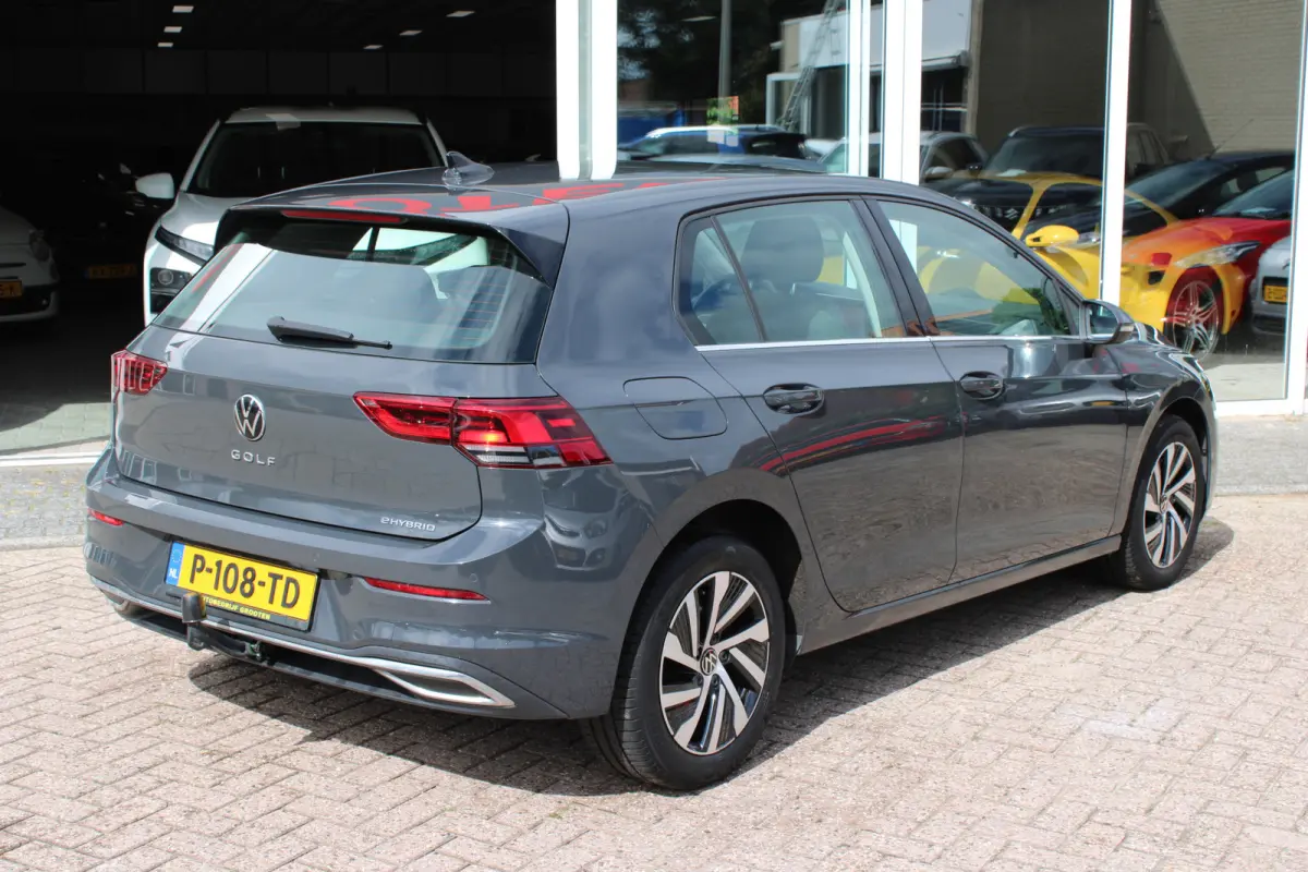 1.4 eHybrid Style//Navi//Carplay//Trekhaak!!
