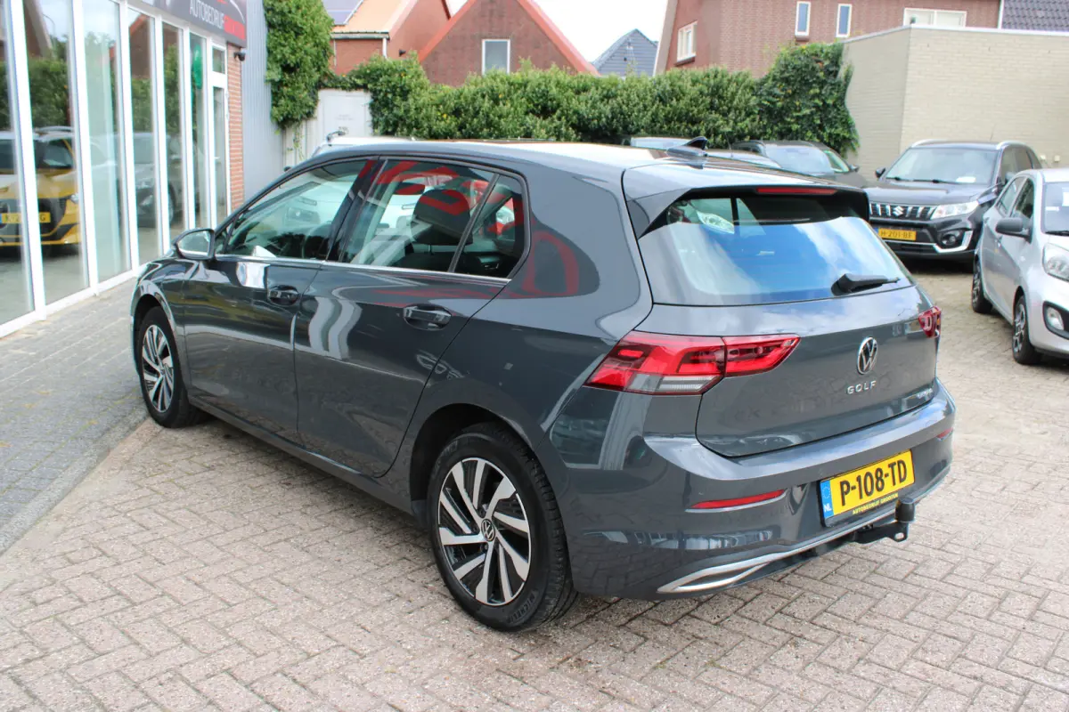 1.4 eHybrid Style//Navi//Carplay//Trekhaak!!