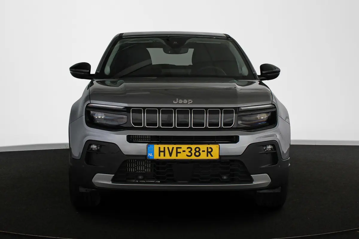 1.2 e-Hybrid Altitude Keyless JBL Camera Apple CarPlay