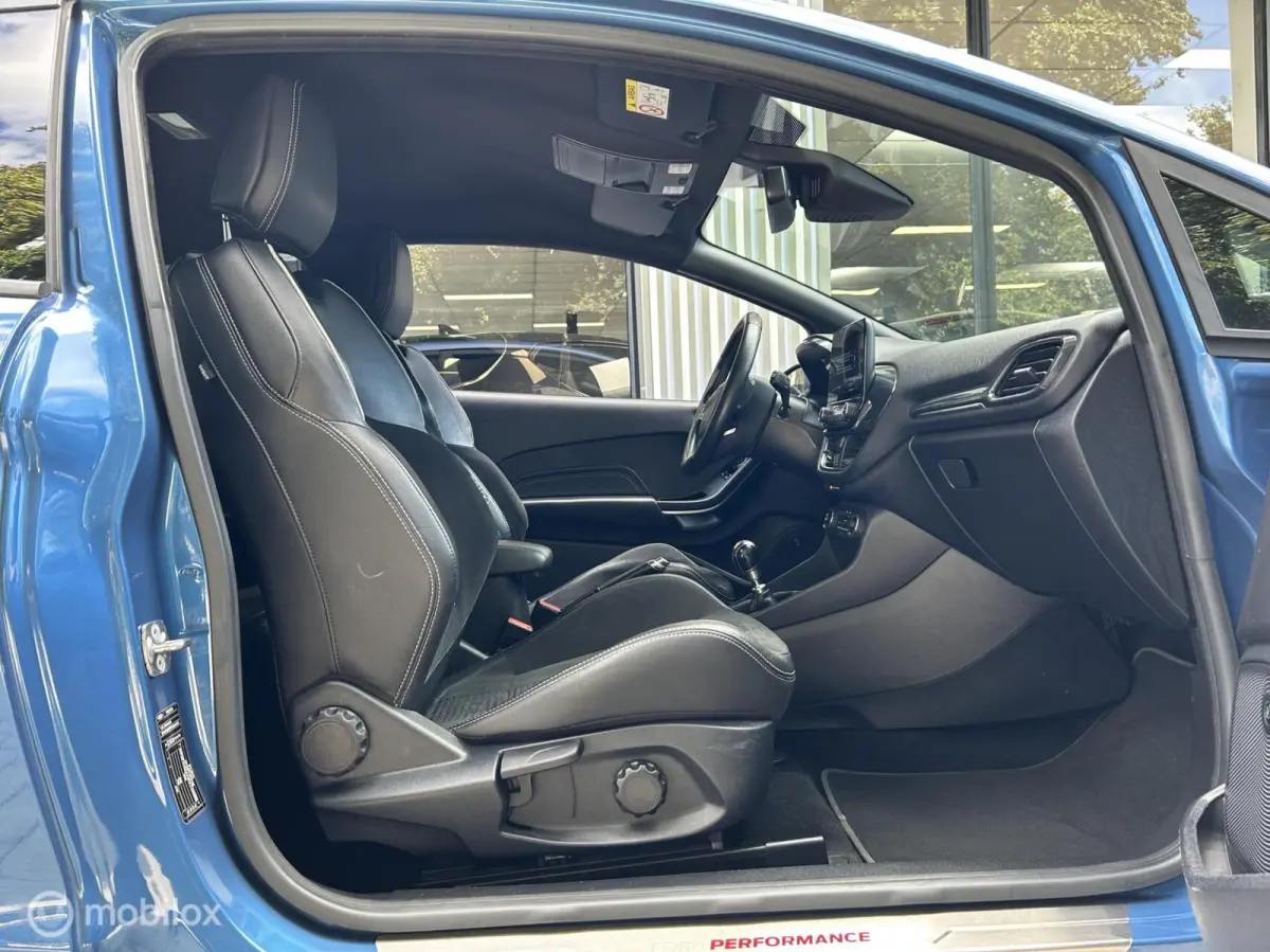 1.5 EcoBoost ST-3 NAVI, CAMERA, CRUISE