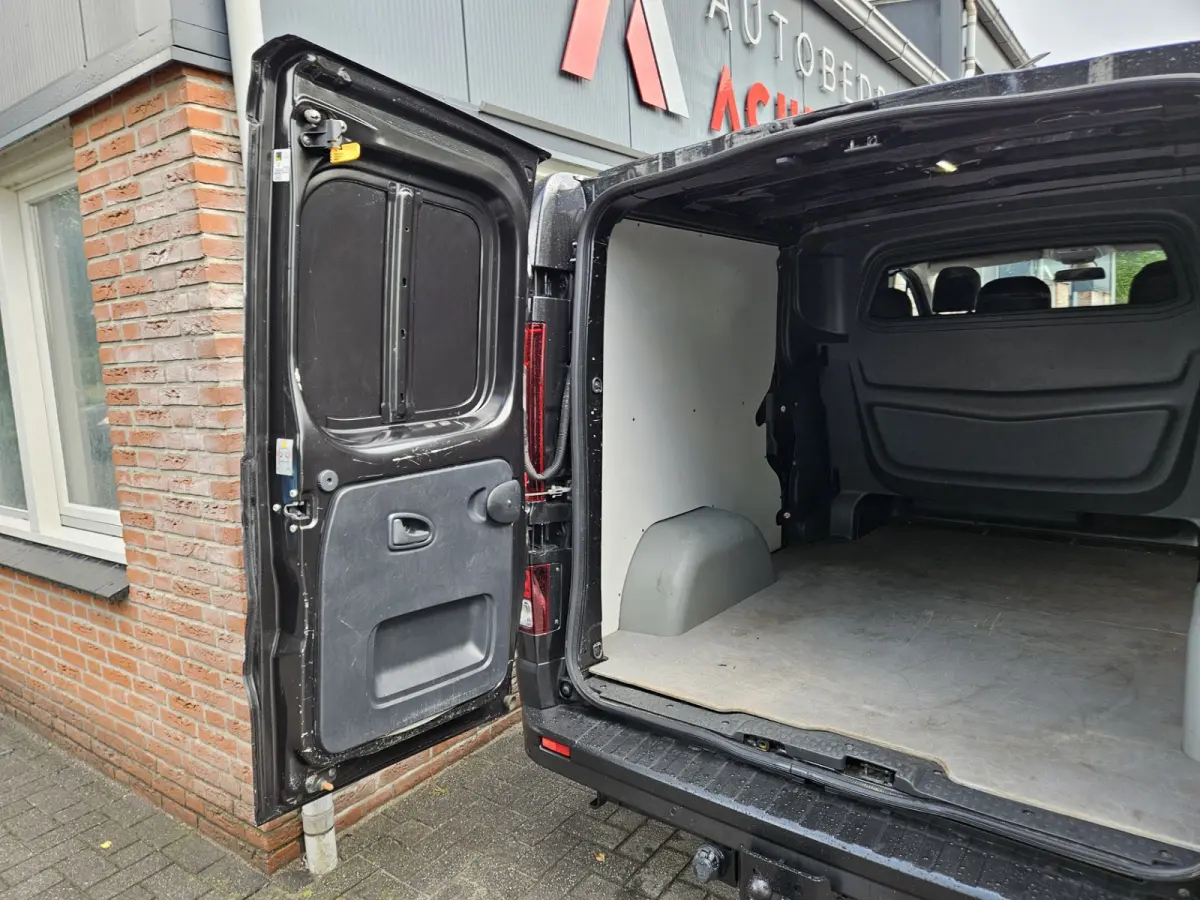 1.6 MJ L2H1 Limited Edition! Dubbele Cabine! Mooie/Nette Bus! Leer! Trekhaak!