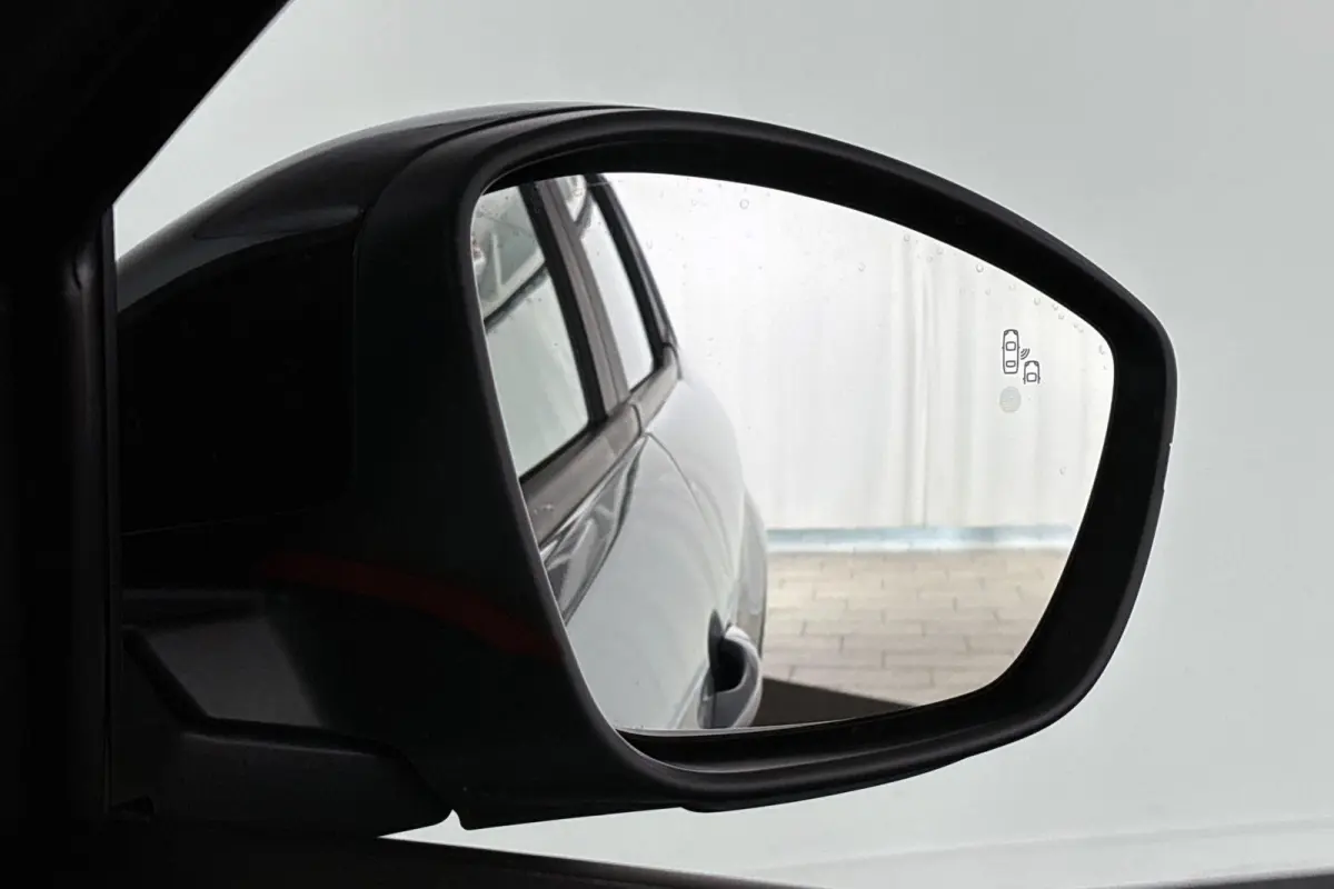 1.2 e-Hybrid Altitude Keyless JBL Camera Elektrische Achterklep