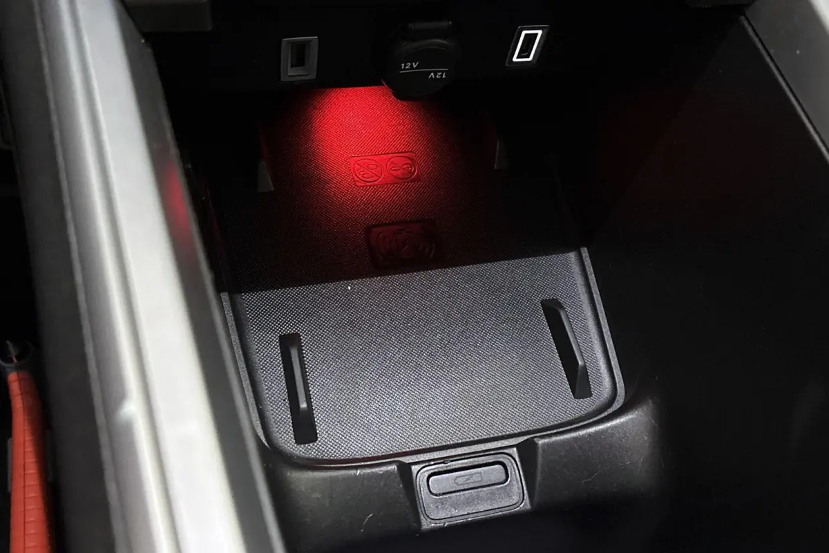 1.2 e-Hybrid Altitude Keyless JBL Camera Elektrische Achterklep