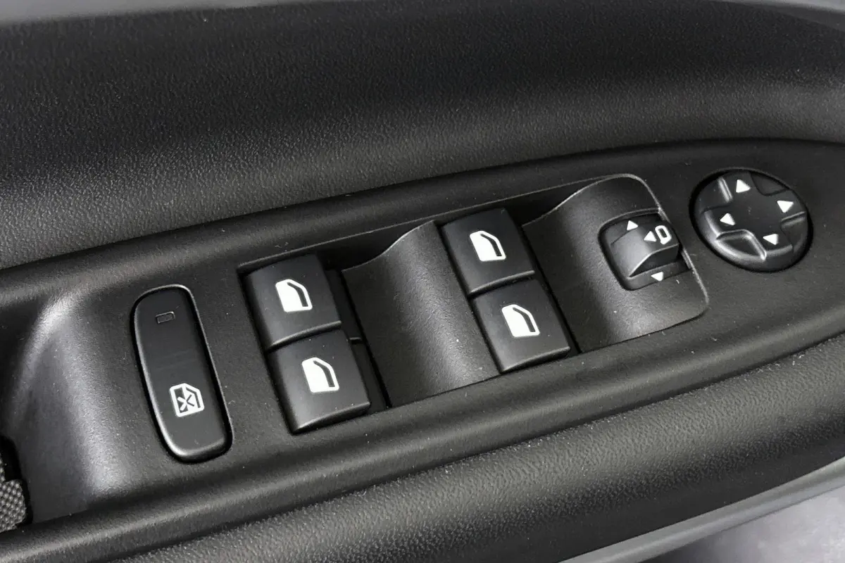 1.2 e-Hybrid Altitude Keyless JBL Camera Elektrische Achterklep
