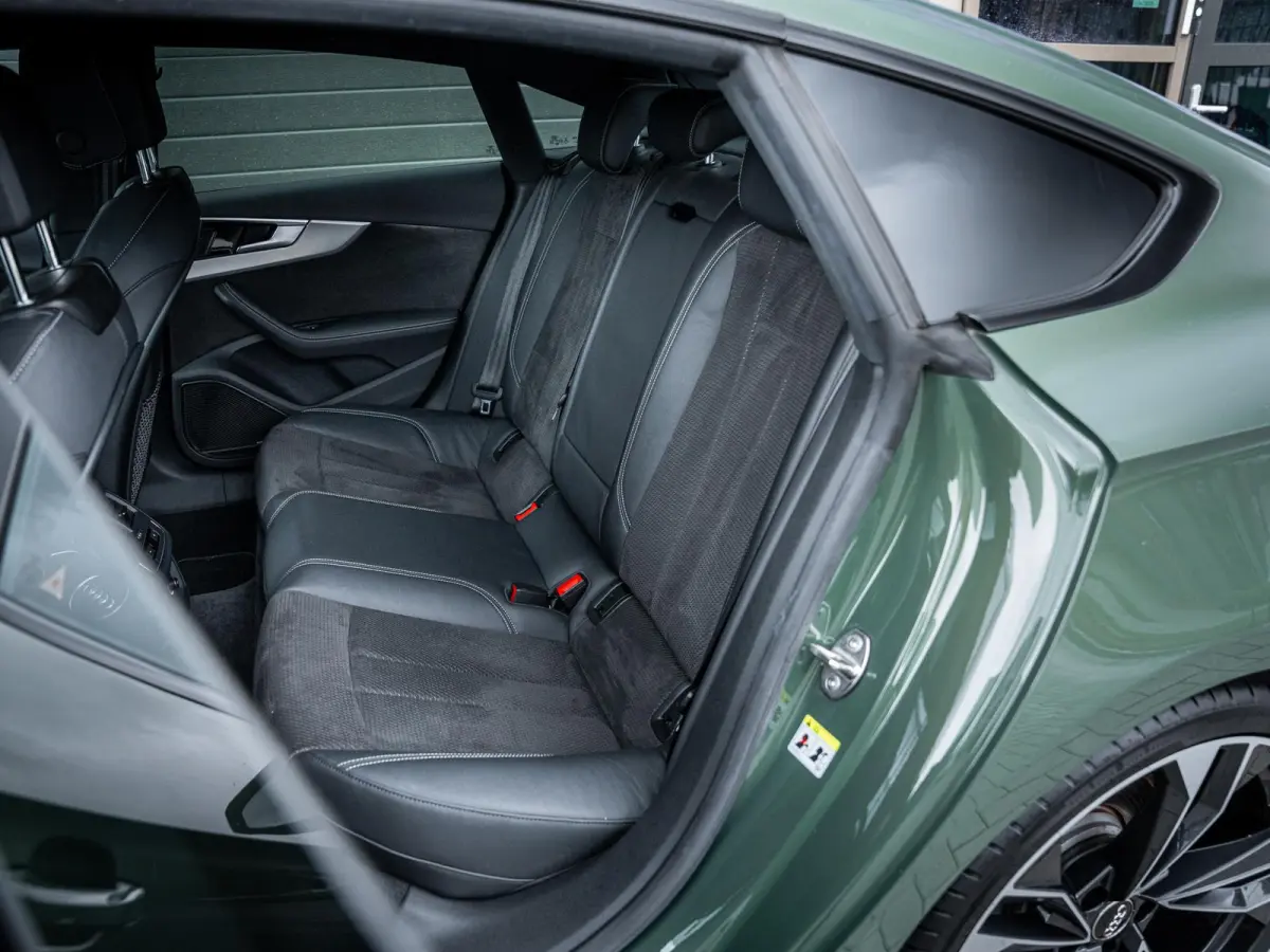 40 TFSI S edition 3xS-Line - DistrictGreen l B&O l Camera l Matrix
