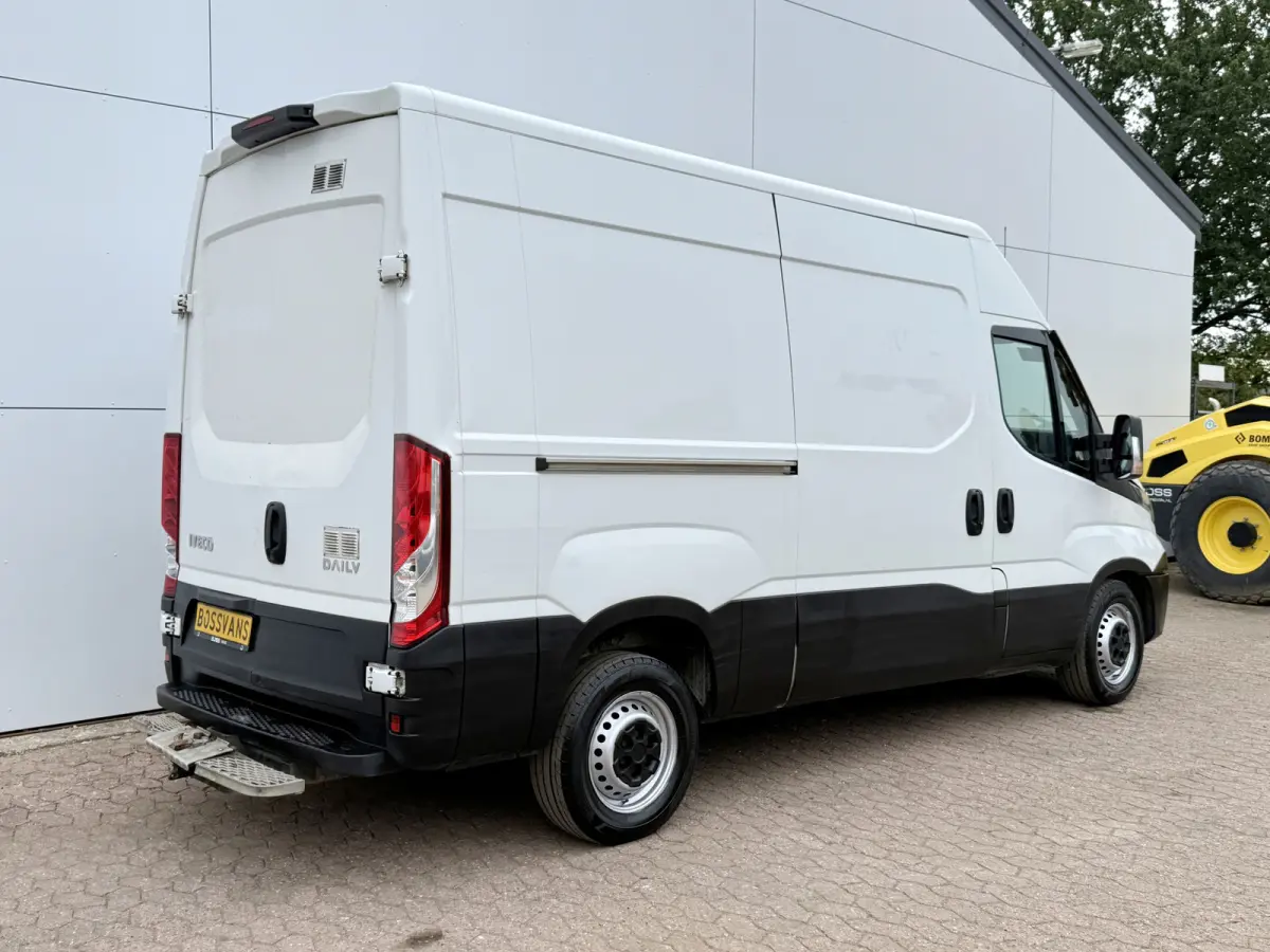 35S14 2.3 352 L2H2 Airco Cruise Control 3,5tons Trekhaak Inbouw