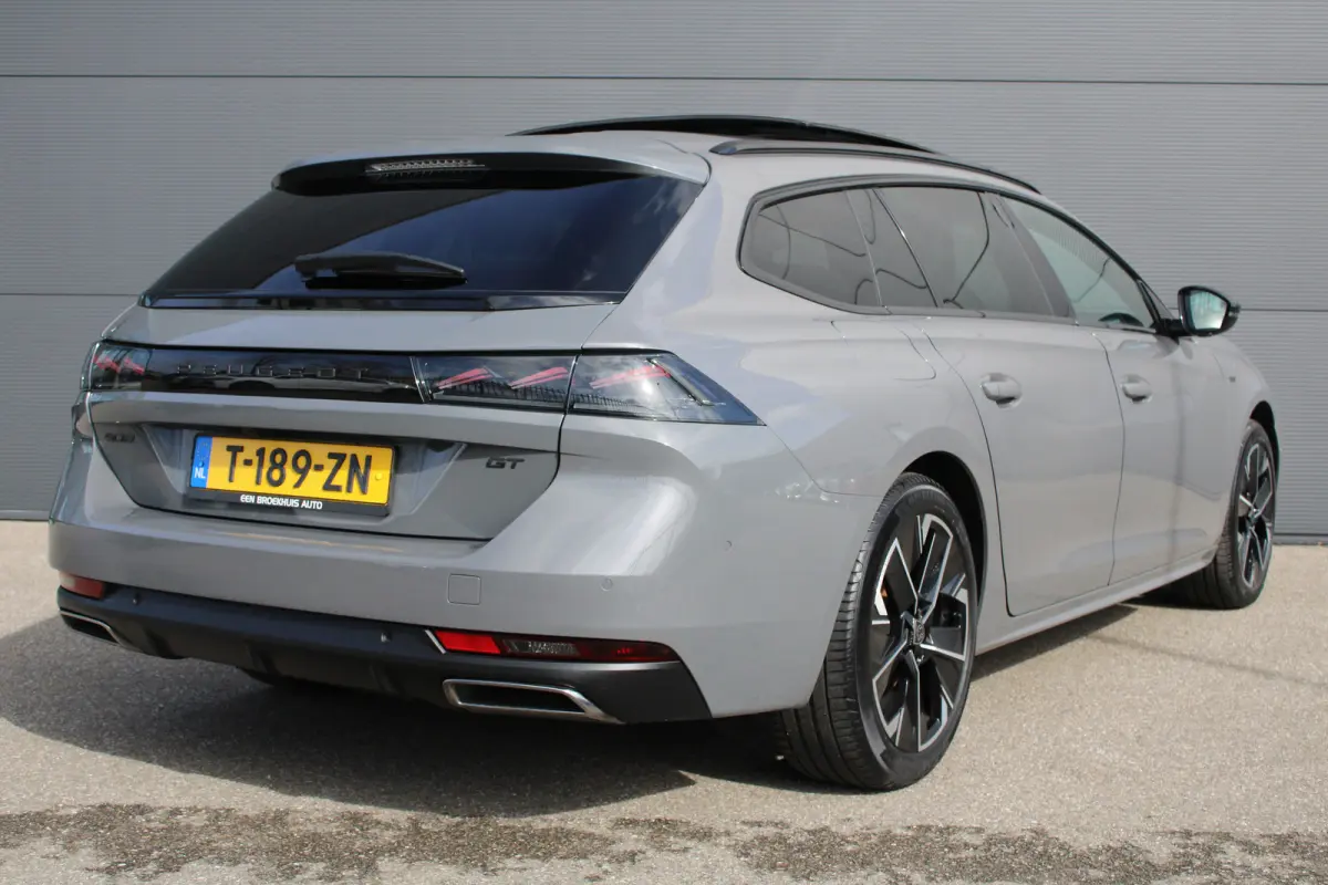 1.2 PureTech 130 GT | Automaat | Navigatie | Camera | Panorama/schuifdak | Focal | 1e Eigenaar | Nieuw model |