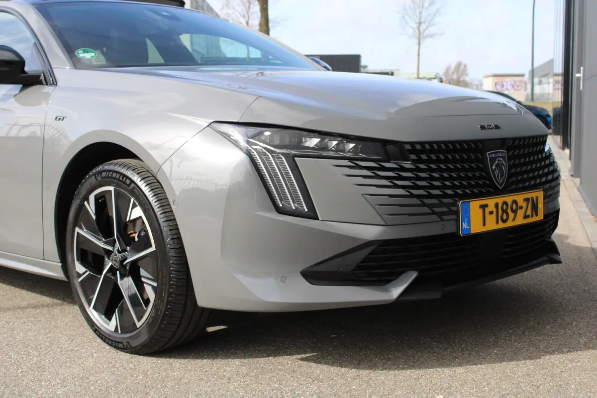 1.2 PureTech 130 GT | Automaat | Navigatie | Camera | Panorama/schuifdak | Focal | 1e Eigenaar | Nieuw model |
