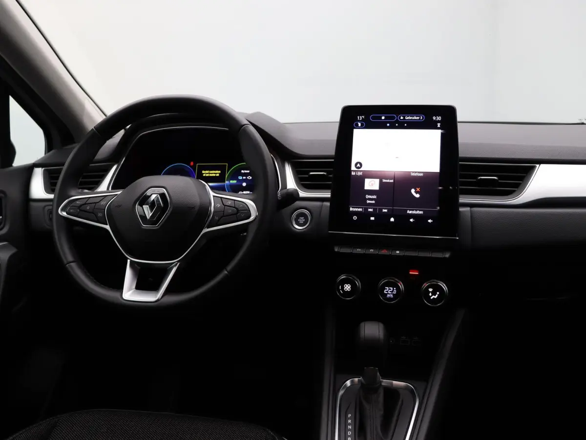 1.6 E-Tech Hybrid 145 Techno | Navigatie | Achteruitrijcamera | Parkeersensoren voor en achter | Climate control |