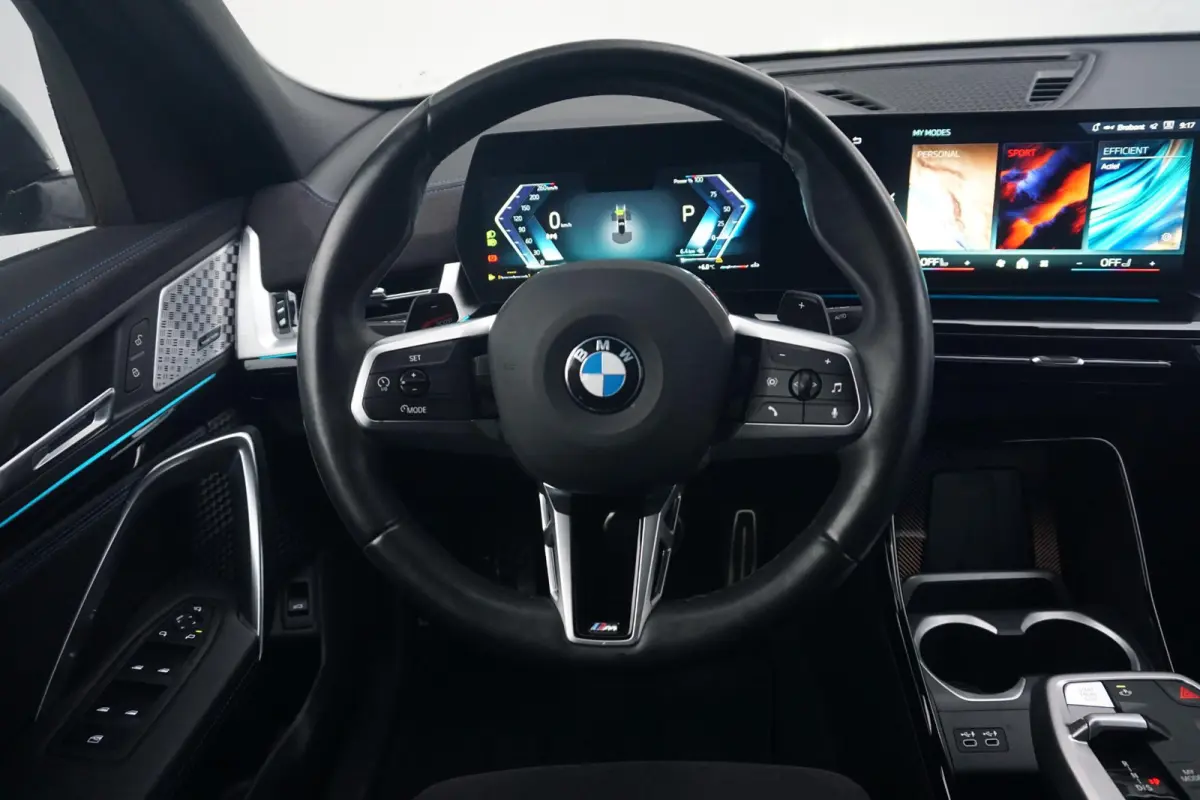 sDrive18d M Sportpakket Pro 19'' / Harman Kardon / Trekhaak / Parking Assistant