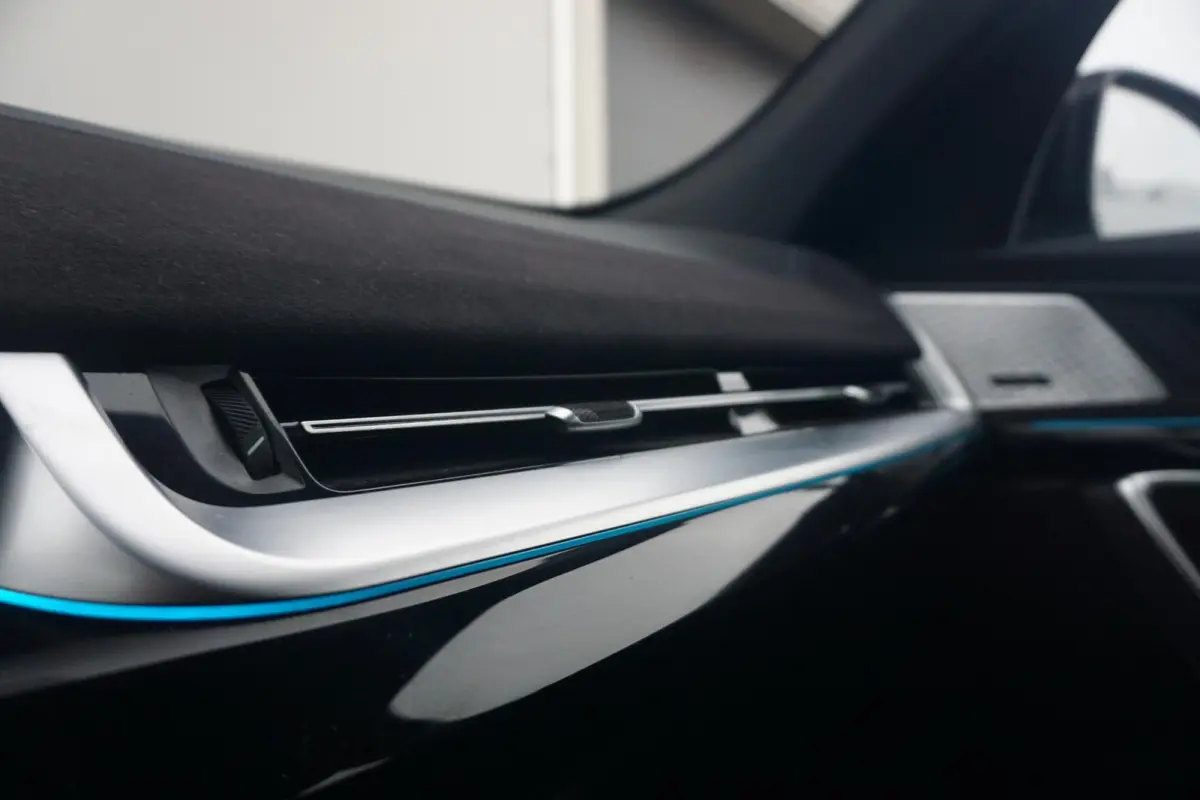 sDrive18d M Sportpakket Pro 19'' / Harman Kardon / Trekhaak / Parking Assistant