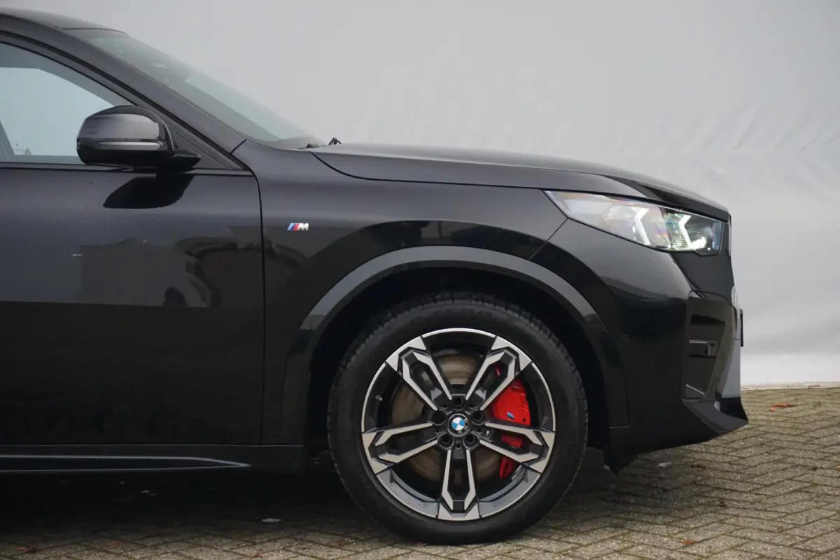 sDrive18d M Sportpakket Pro 19'' / Harman Kardon / Trekhaak / Parking Assistant