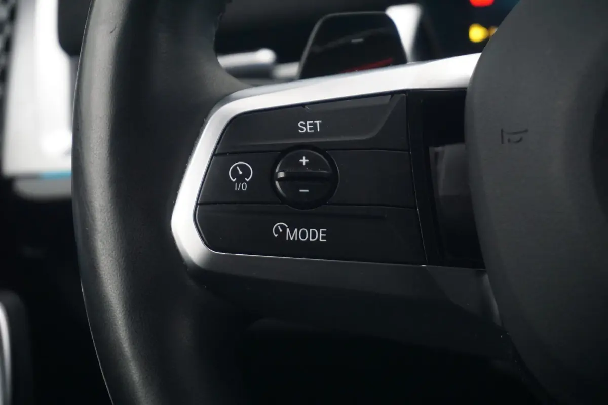 sDrive18d M Sportpakket Pro 19'' / Harman Kardon / Trekhaak / Parking Assistant