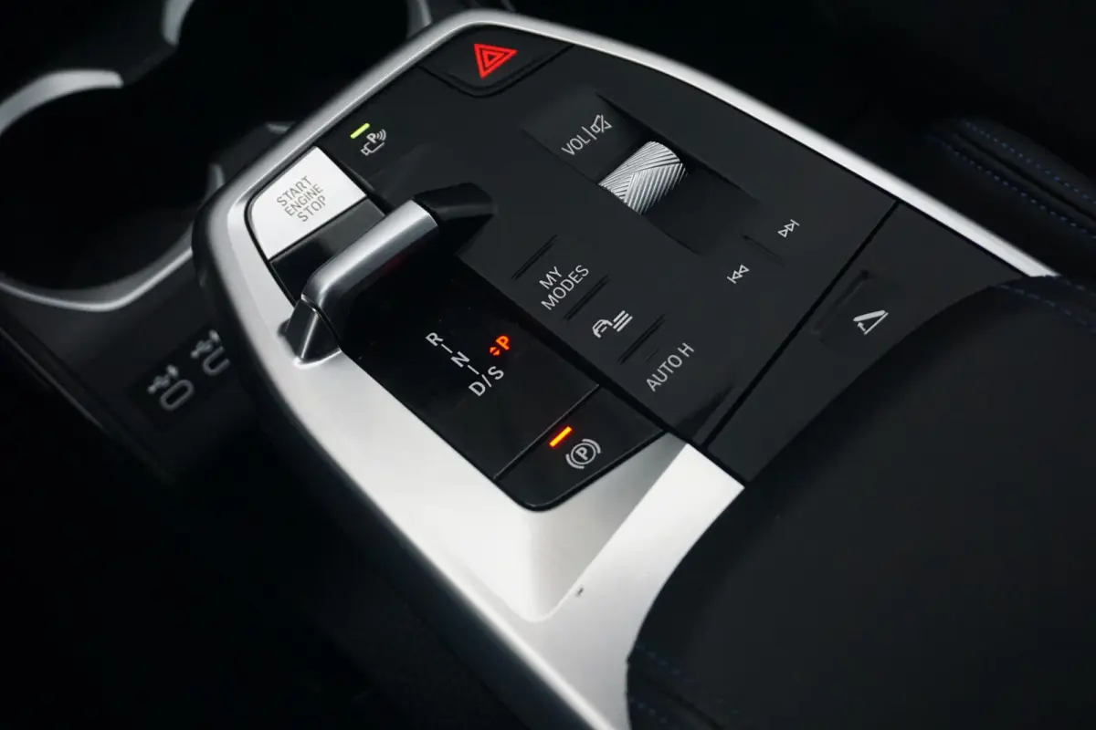 sDrive18d M Sportpakket Pro 19'' / Harman Kardon / Trekhaak / Parking Assistant