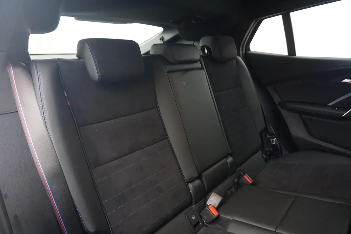 sDrive18d M Sportpakket Pro 19'' / Harman Kardon / Trekhaak / Parking Assistant
