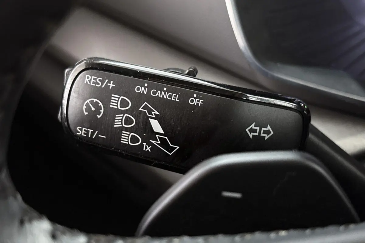 1.4 TSI iV PHEV Business Edition Pano Stoelverwarming Keyless