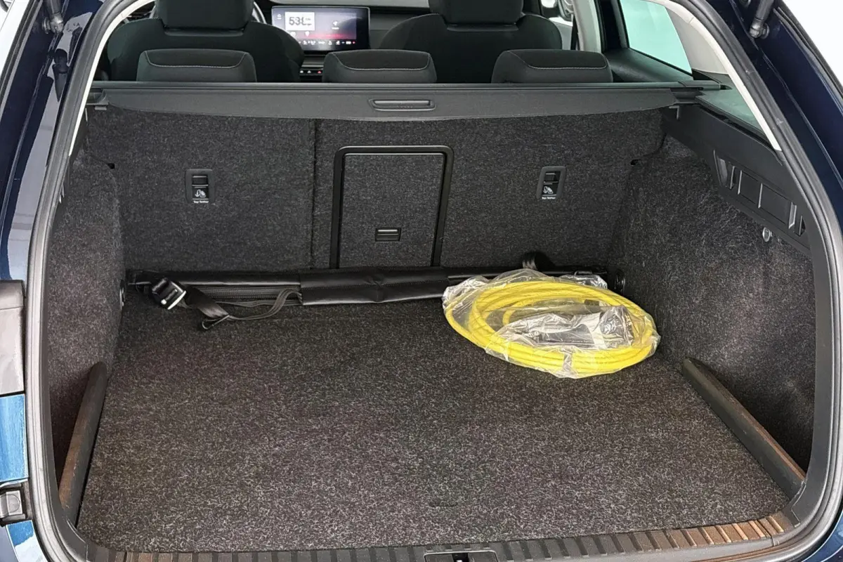 1.4 TSI iV PHEV Business Edition Pano Stoelverwarming Keyless
