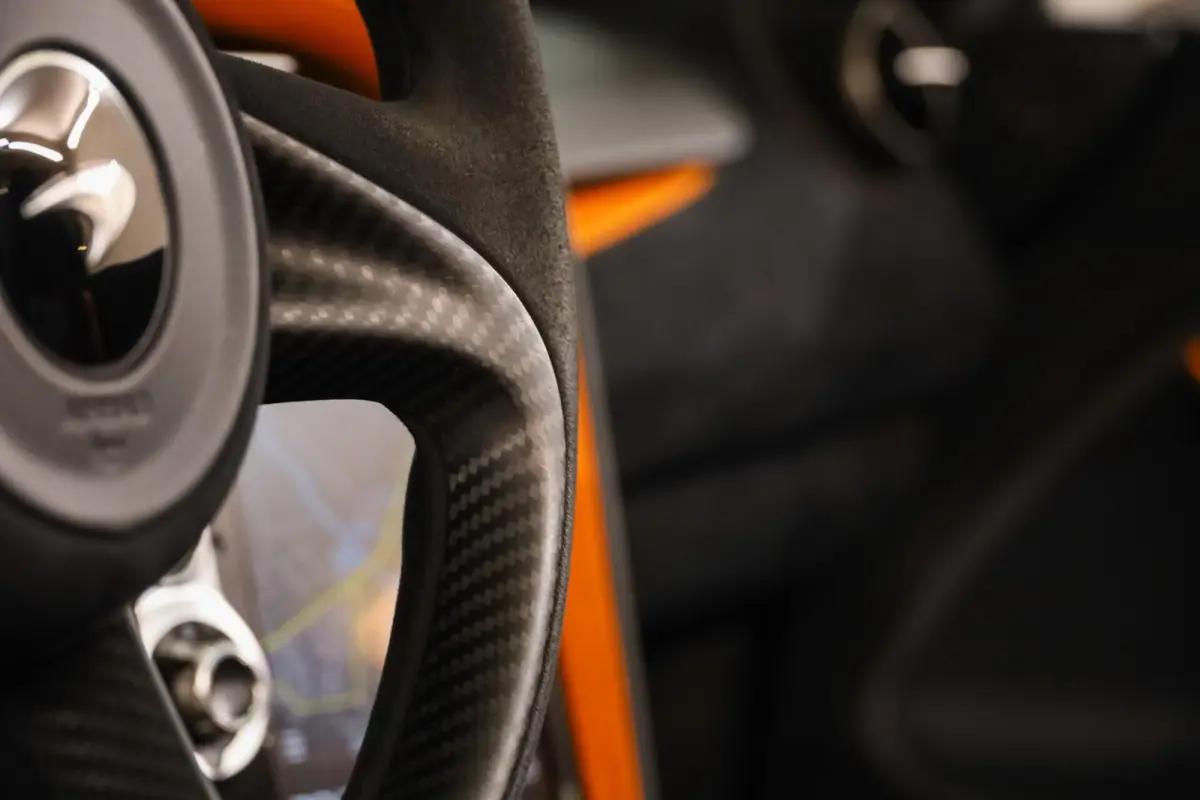 4.0 V8 Performance|Carbon|Ceramic|Dealer|