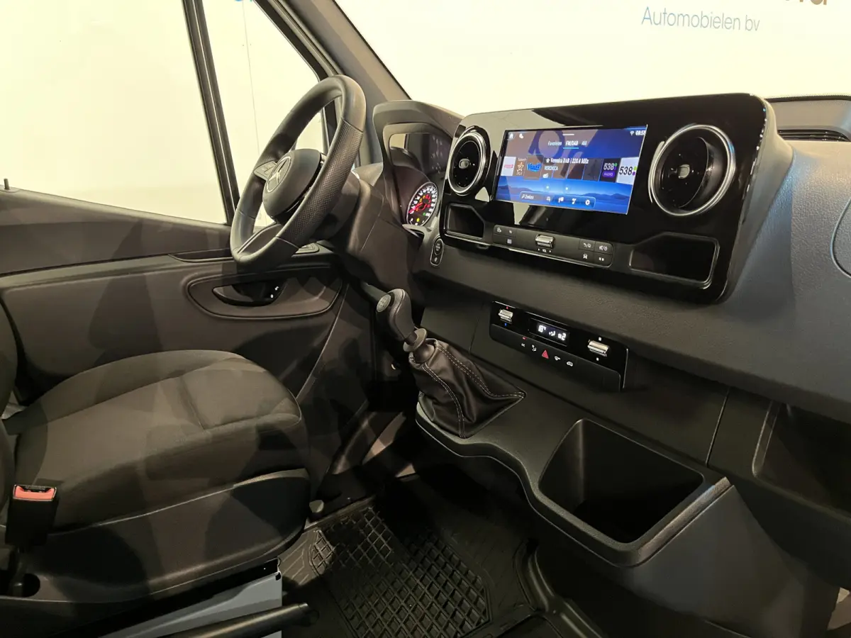 317 CDI L3H2 RWD / Euro 6 / Airco / Cruise Control Adap. / Camera / 17.100 KM !!