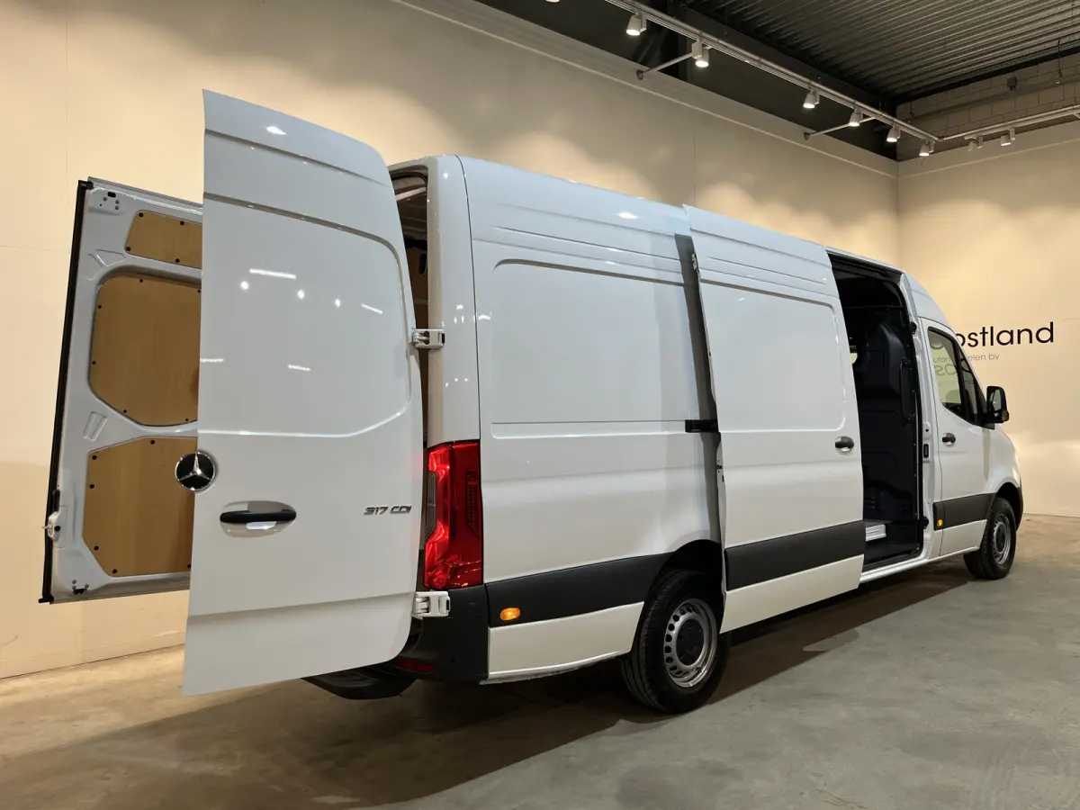 317 CDI L3H2 RWD / Euro 6 / Airco / Cruise Control Adap. / Camera / 17.100 KM !!