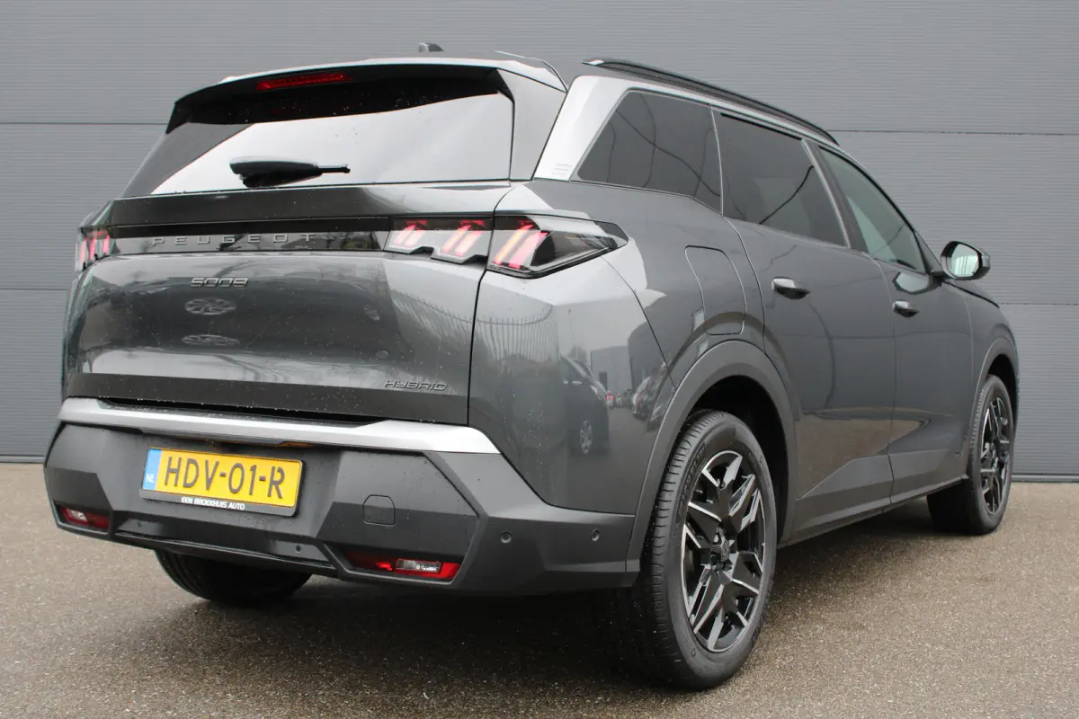 1.2 Hybrid 136 Allure | Automaat | Navigatie | Camera | Adaptieve cruise control | Apple carplay |