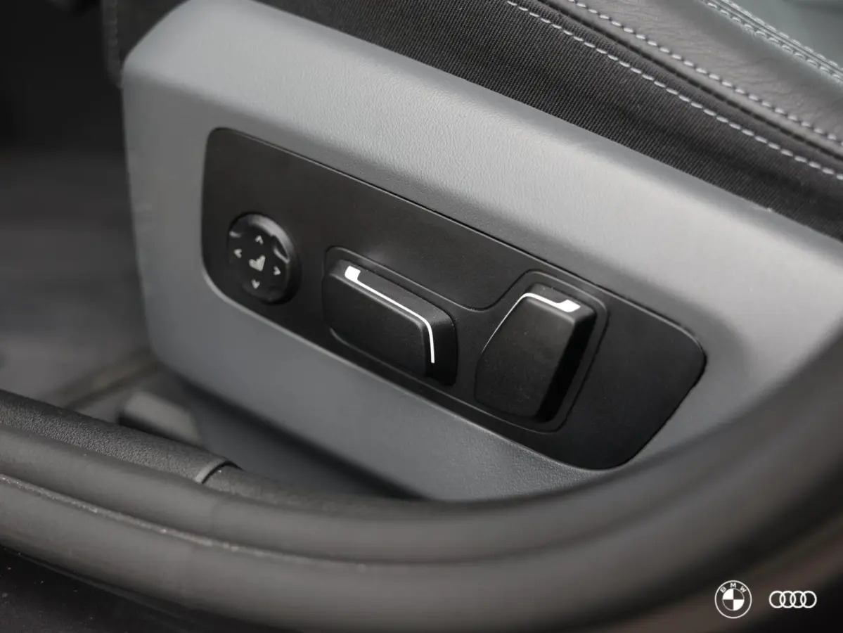 530E M SPORT / PANODAK / MEMORY / HARMANKARDON / LEDER / ACC