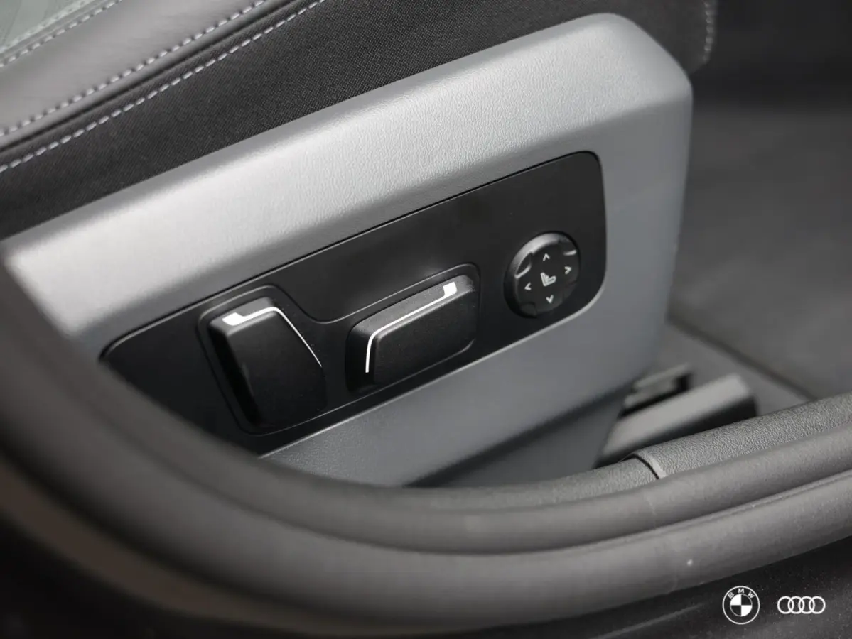 530E M SPORT / PANODAK / MEMORY / HARMANKARDON / LEDER / ACC