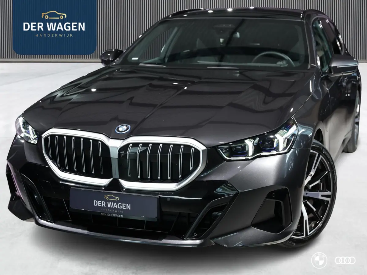 530E M SPORT / PANODAK / MEMORY / HARMANKARDON / LEDER / ACC