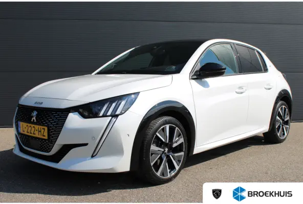 1.2 PureTech EAT8 GT | Automaat | Navigatie | Camera | Black Diamond | Apple Carplay | NL auto | 47.000km |
