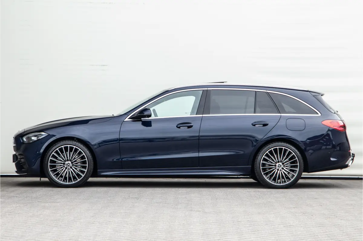 300 e AMG Premium, Pano, Distronic, 19" Hybrid 2022