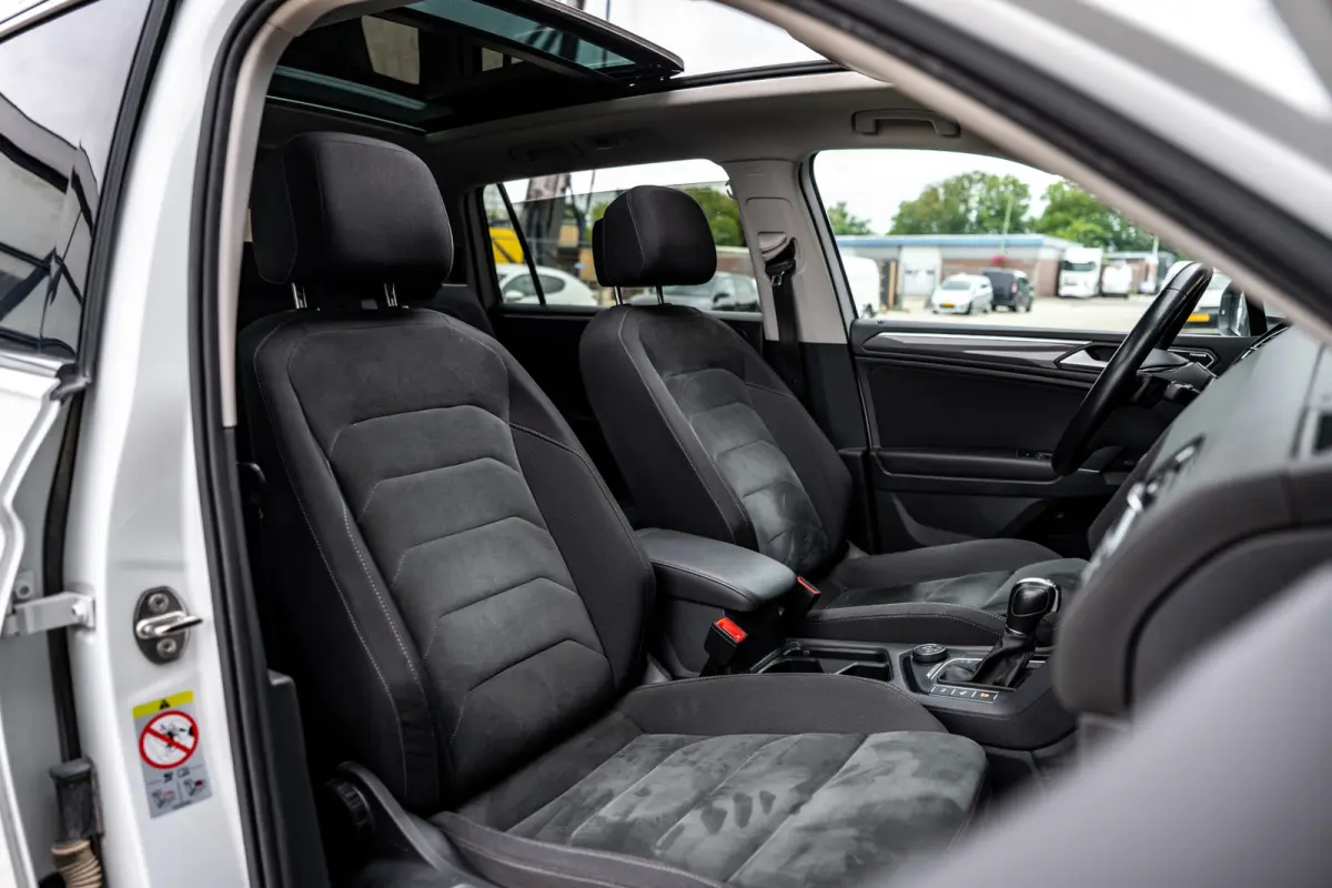 2.0 TDI 4Motion Highline Business R|Pano|Dyna-Audio|Massage|Acc|Line-Assist|Trekhaak