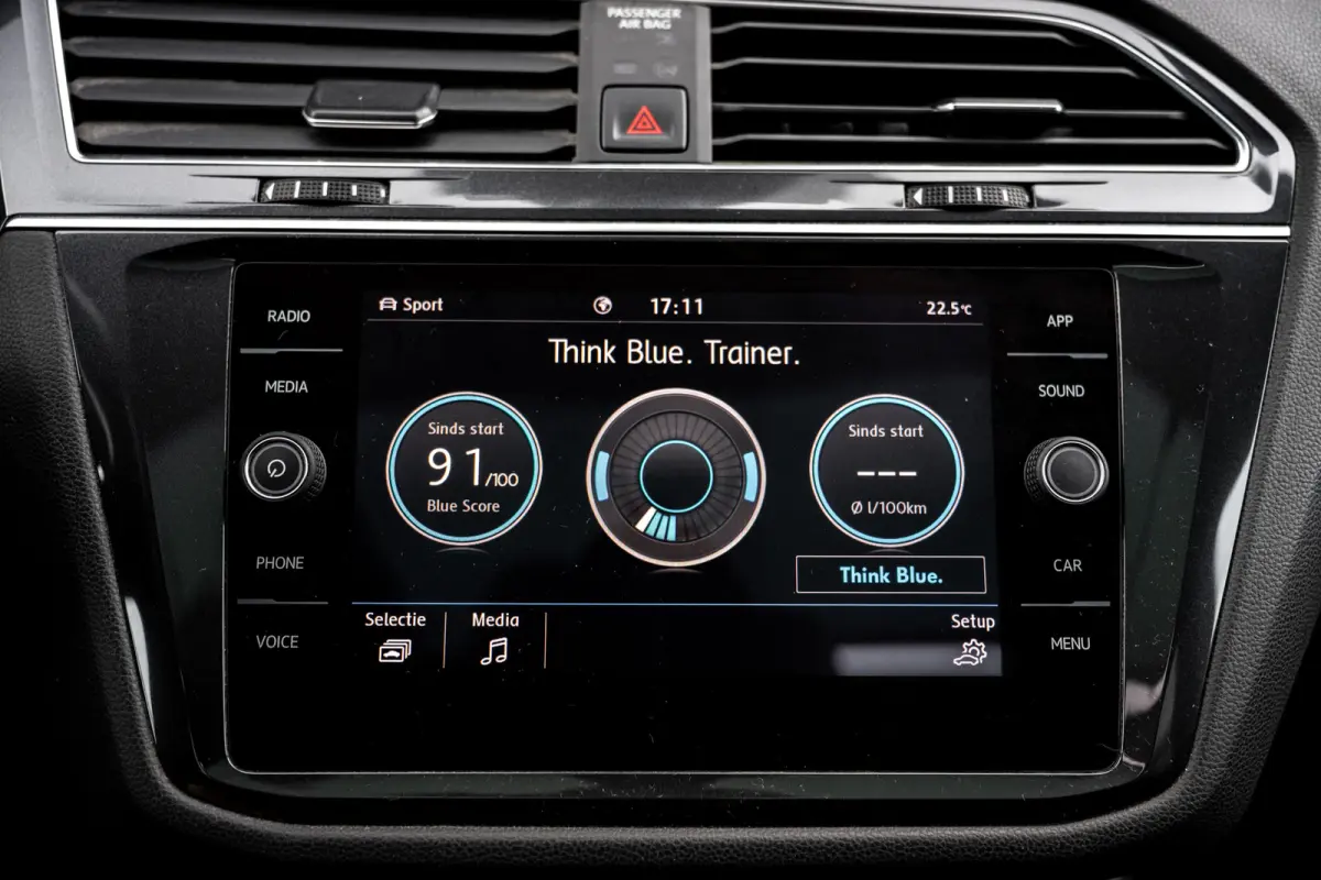 2.0 TDI 4Motion Highline Business R|Pano|Dyna-Audio|Massage|Acc|Line-Assist|Trekhaak