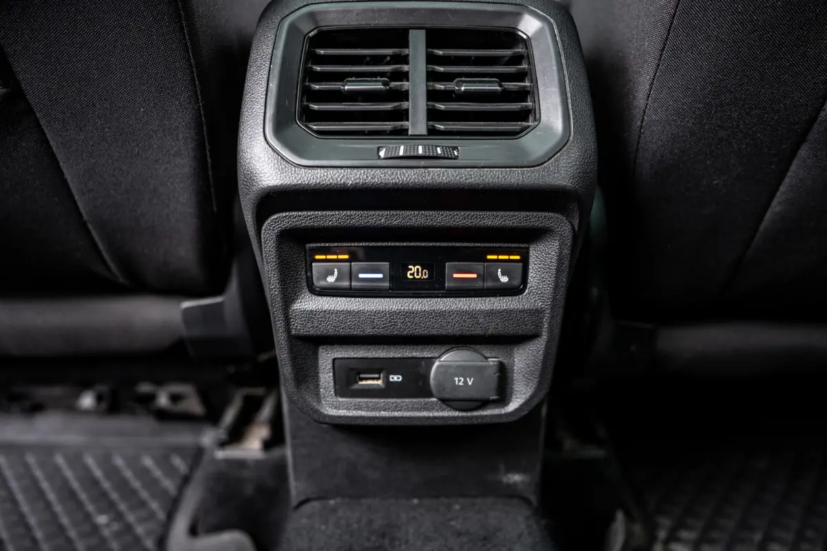 2.0 TDI 4Motion Highline Business R|Pano|Dyna-Audio|Massage|Acc|Line-Assist|Trekhaak