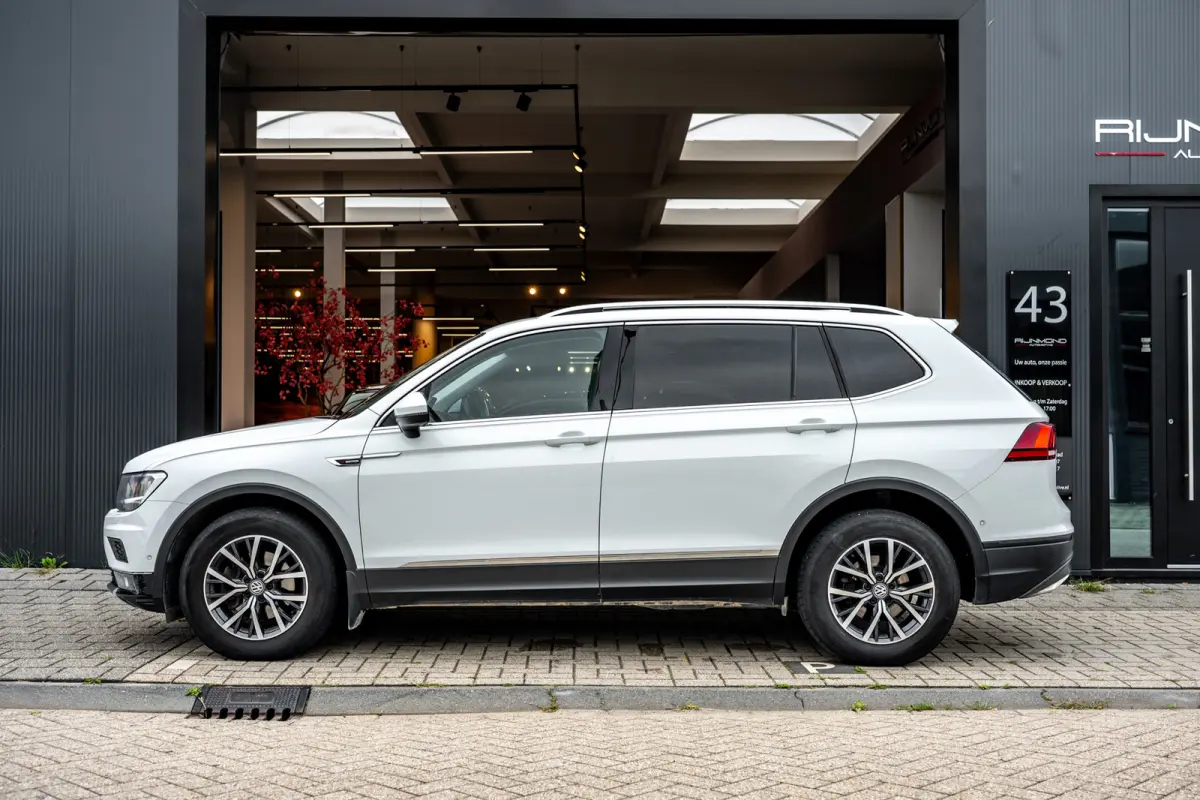 2.0 TDI 4Motion Highline Business R|Pano|Dyna-Audio|Massage|Acc|Line-Assist|Trekhaak
