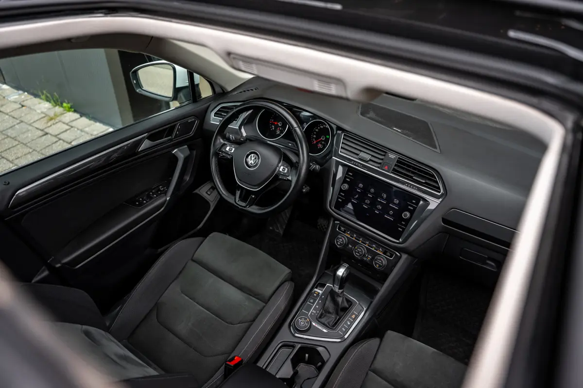 2.0 TDI 4Motion Highline Business R|Pano|Dyna-Audio|Massage|Acc|Line-Assist|Trekhaak