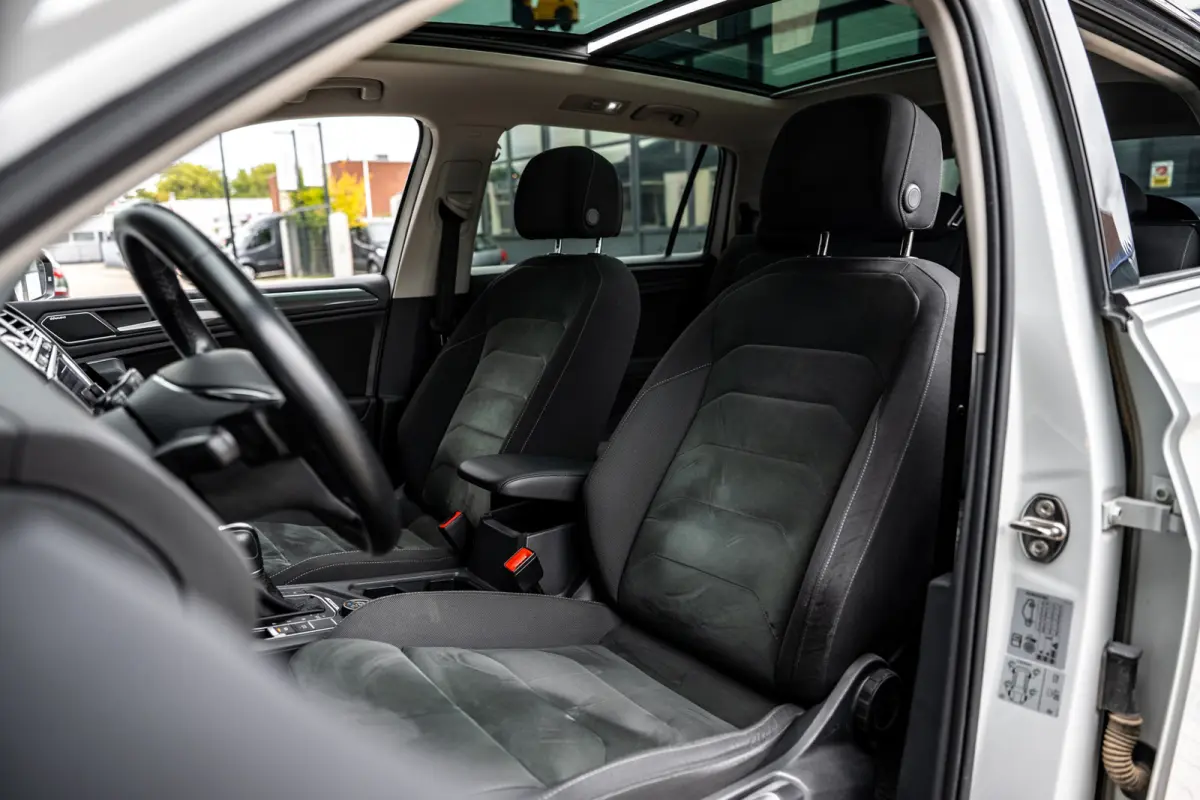 2.0 TDI 4Motion Highline Business R|Pano|Dyna-Audio|Massage|Acc|Line-Assist|Trekhaak