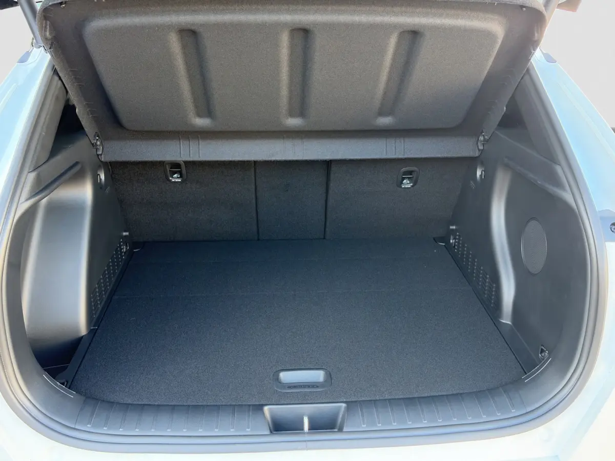 1.6 GDI 141pk HEV N-Line Sky TT | Premium audio | 360 camera | Bestuurdersstoel met geheugen | Adaptive cruise control | Dodehoek detectie | Full LED koplampen | Schuif-kanteldak | Stoelverw