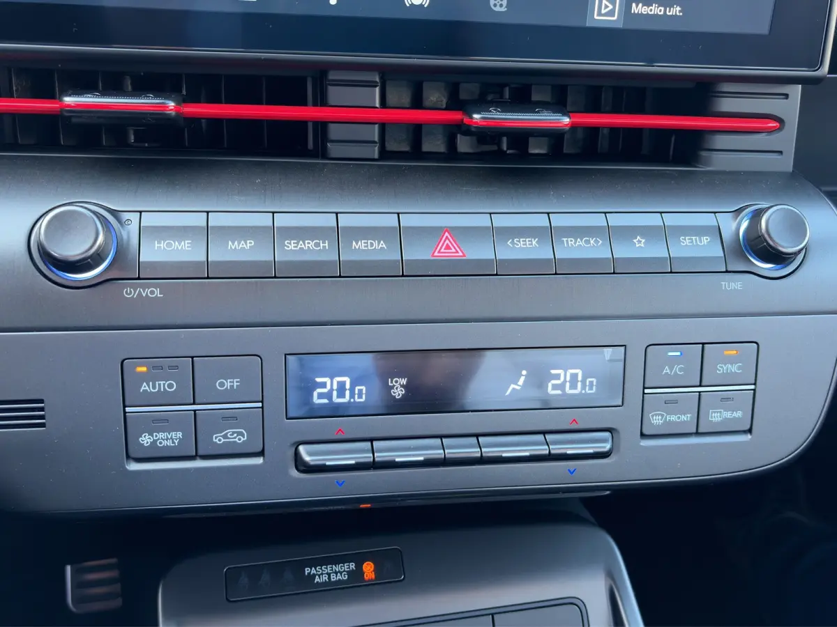 1.6 GDI 141pk HEV N-Line Sky TT | Premium audio | 360 camera | Bestuurdersstoel met geheugen | Adaptive cruise control | Dodehoek detectie | Full LED koplampen | Schuif-kanteldak | Stoelverw