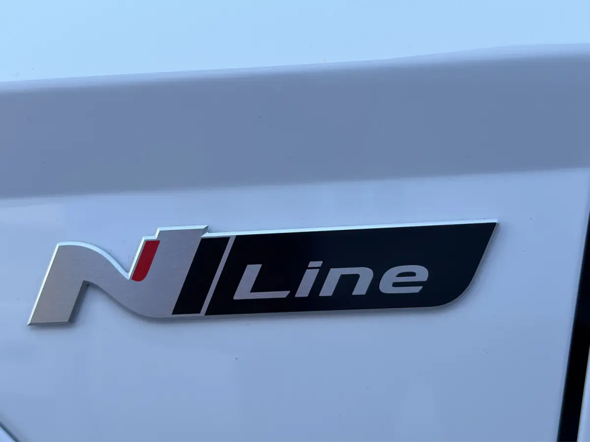 1.6 GDI 141pk HEV N-Line Sky TT | Premium audio | 360 camera | Bestuurdersstoel met geheugen | Adaptive cruise control | Dodehoek detectie | Full LED koplampen | Schuif-kanteldak | Stoelverw