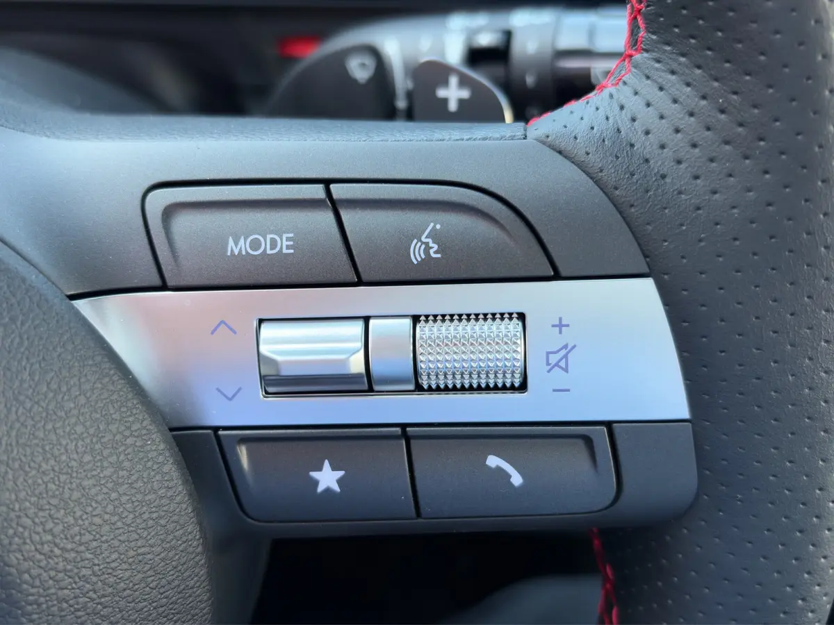 1.6 GDI 141pk HEV N-Line Sky TT | Premium audio | 360 camera | Bestuurdersstoel met geheugen | Adaptive cruise control | Dodehoek detectie | Full LED koplampen | Schuif-kanteldak | Stoelverw