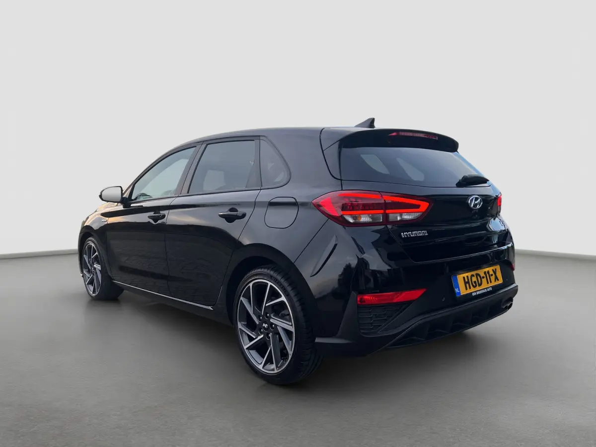 1.5 T-GDi 160pk MHEV N-Line Camera | Dodehoek detectie | Bestuurdersstoel met geheugen | Draadloos laden | LED lampen | Keyless entry | Navigatie | Stoelverwarming | Parkeersensoren voor en 