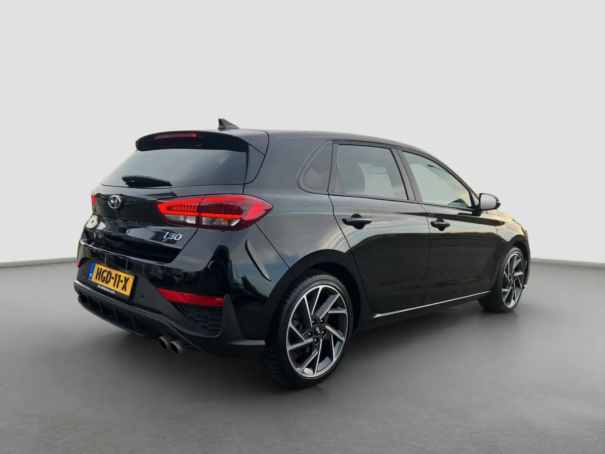 1.5 T-GDi 160pk MHEV N-Line Camera | Dodehoek detectie | Bestuurdersstoel met geheugen | Draadloos laden | LED lampen | Keyless entry | Navigatie | Stoelverwarming | Parkeersensoren voor en 
