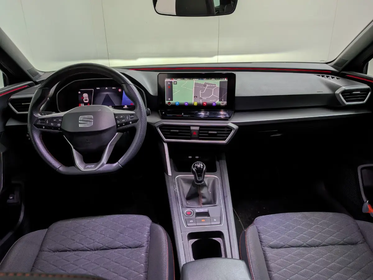 1.0 TSI FR Business Intense Achteruitrijcamera | Stoel/stuurverw | Cruise contr adapt | Keyless | Apple car Android auto | Navi | DAB | LED | 17"LMV