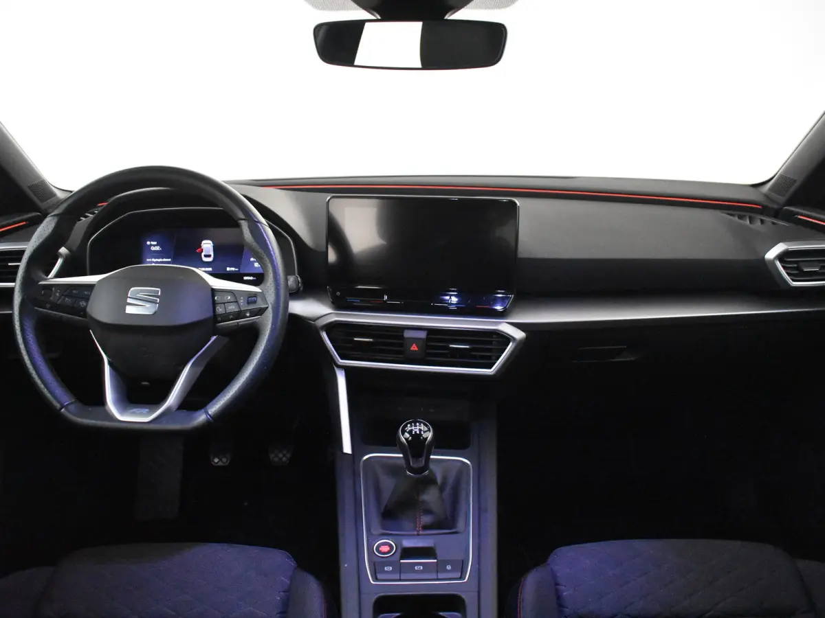 1.0 TSI FR Business Intense Achteruitrijcamera | Stoel/stuurverw | Cruise contr adapt | Keyless | Apple car Android auto | Navi | DAB | LED | 17"LMV