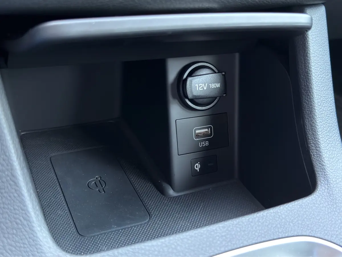 1.5 T-GDi 160pk N-Line | Camera | Leder | Carplay | Dodehoek detectie | Full LED | 18'' Velgen | Navigatie | Stoelverwarming