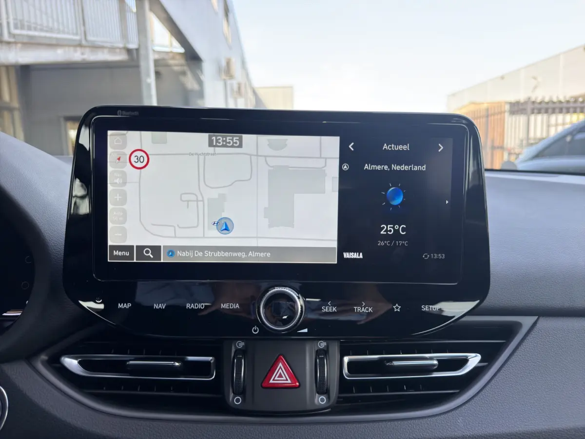 1.5 T-GDi 160pk N-Line | Camera | Leder | Carplay | Dodehoek detectie | Full LED | 18'' Velgen | Navigatie | Stoelverwarming