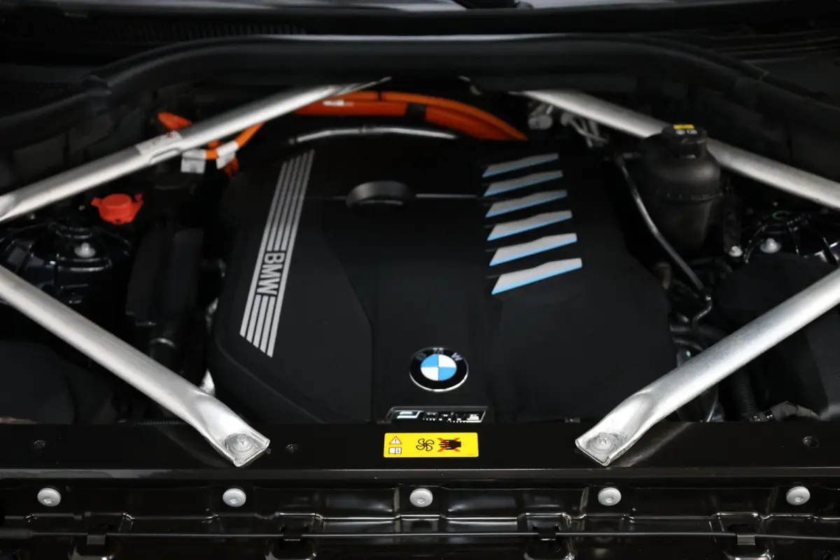 XDrive45e M-sport LED/VIRTUAL/SFEER/LUCHT/PANO/LEER+S.VERWARMING+MEMORY/20" LMV/360 CAM/ACC/ECC/12 MND GARANTIE!