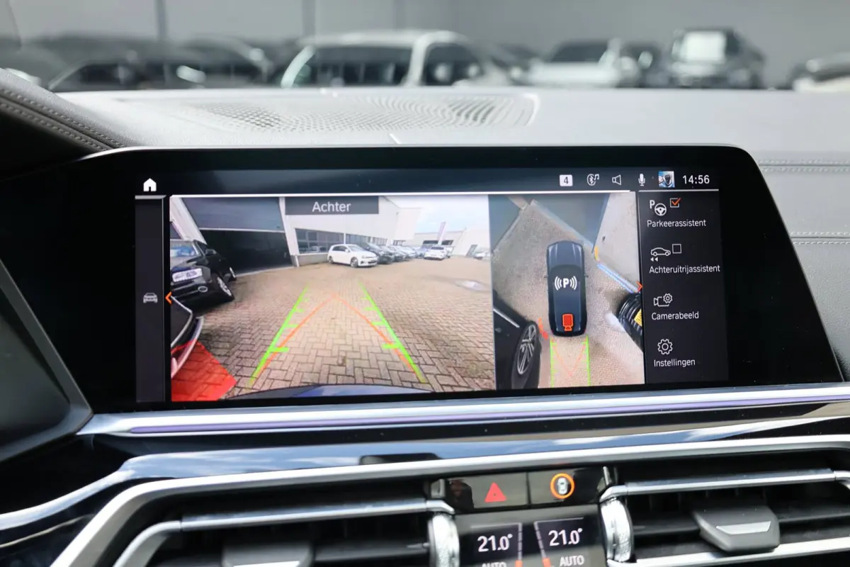 XDrive45e M-sport LED/VIRTUAL/SFEER/LUCHT/PANO/LEER+S.VERWARMING+MEMORY/20" LMV/360 CAM/ACC/ECC/12 MND GARANTIE!